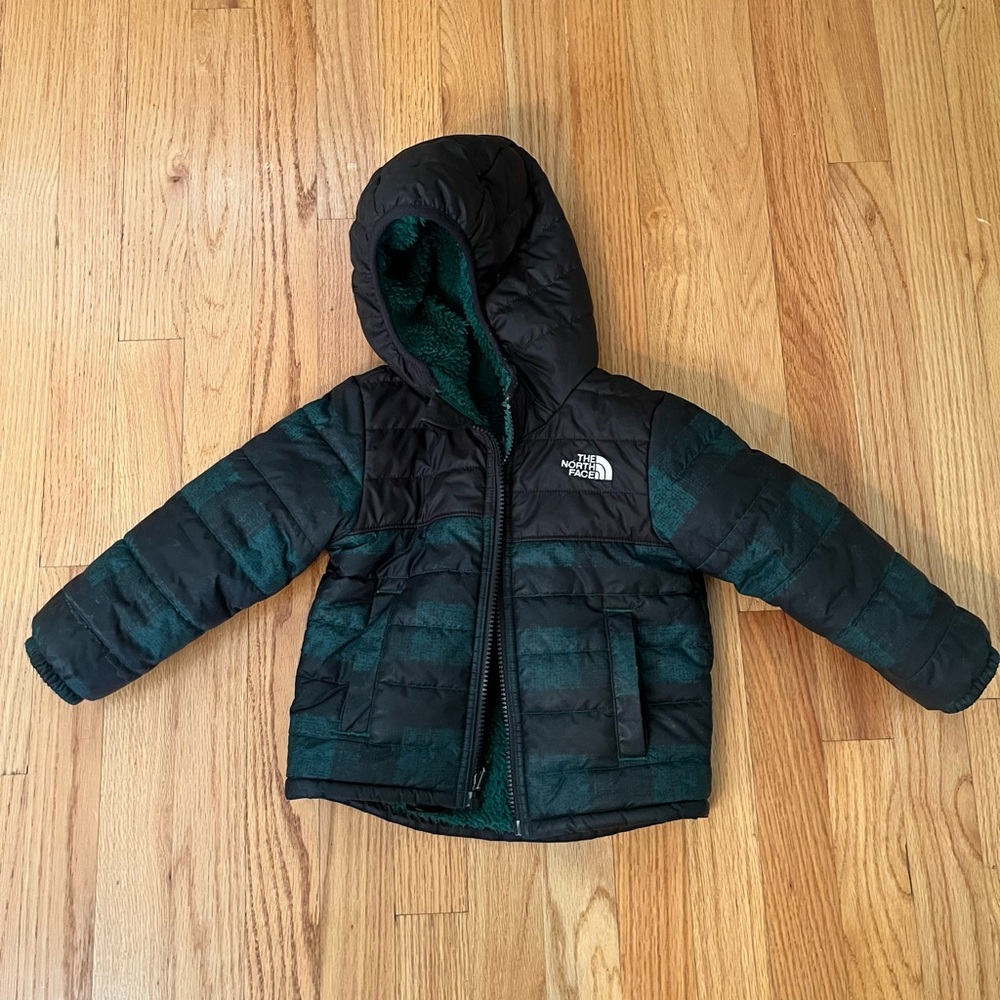 North Face Hooded Jacket with soft lining for kids